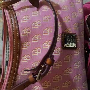 Dooney & Bourke purse
